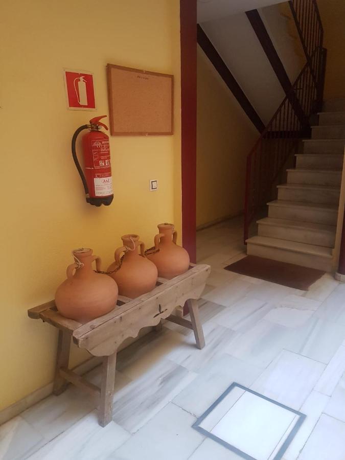 Apartament Centrico Y Luminoso Con 2 Dormitorios. A/c + Wifi